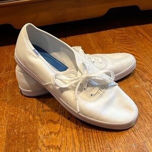 White Canvas Keds Size 8.5; Women’s White Canvas Sneakers